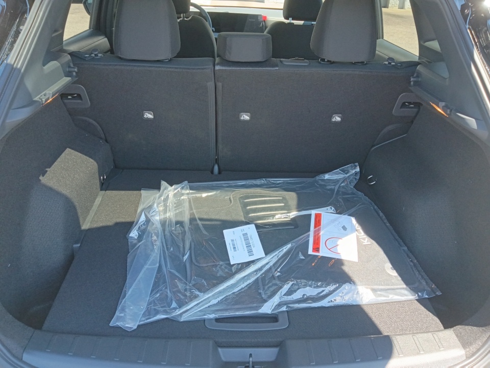 3N8AP6CE0TL410240 2026 Nissan Kicks SV