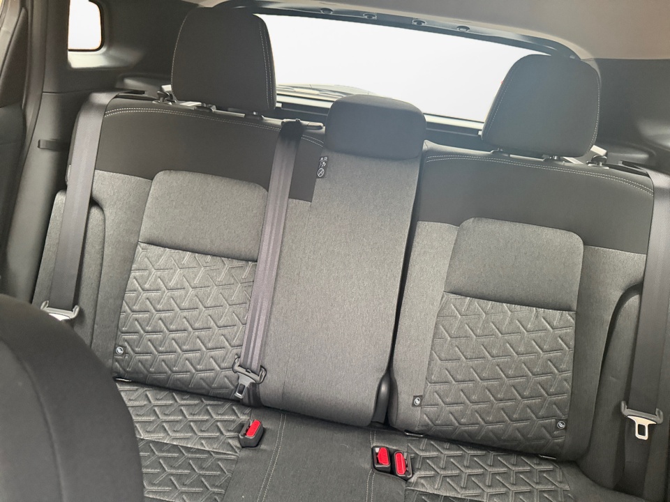 3N8AP6CE2TL338361 2026 Nissan Kicks SV