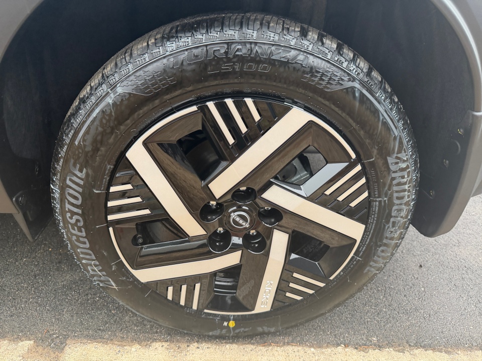 3N8AP6CE2TL338361 2026 Nissan Kicks SV