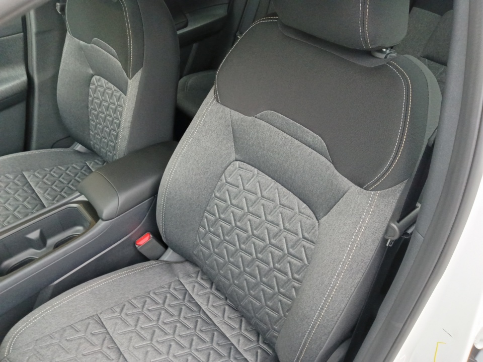 3N8AP6CE2TL411163 2026 Nissan Kicks SV
