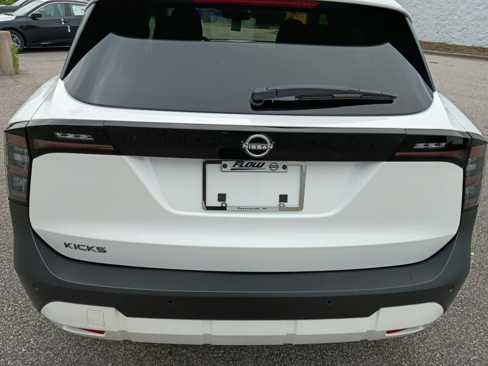 3N8AP6CE2TL411163 2026 Nissan Kicks SV