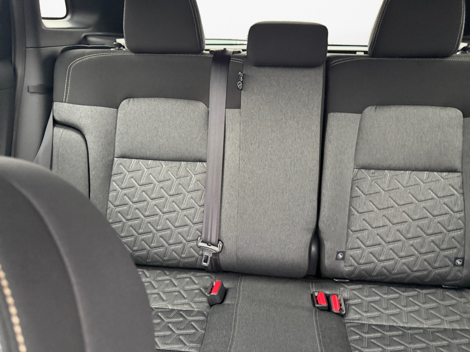 3N8AP6CE3TL336585 2026 Nissan Kicks SV