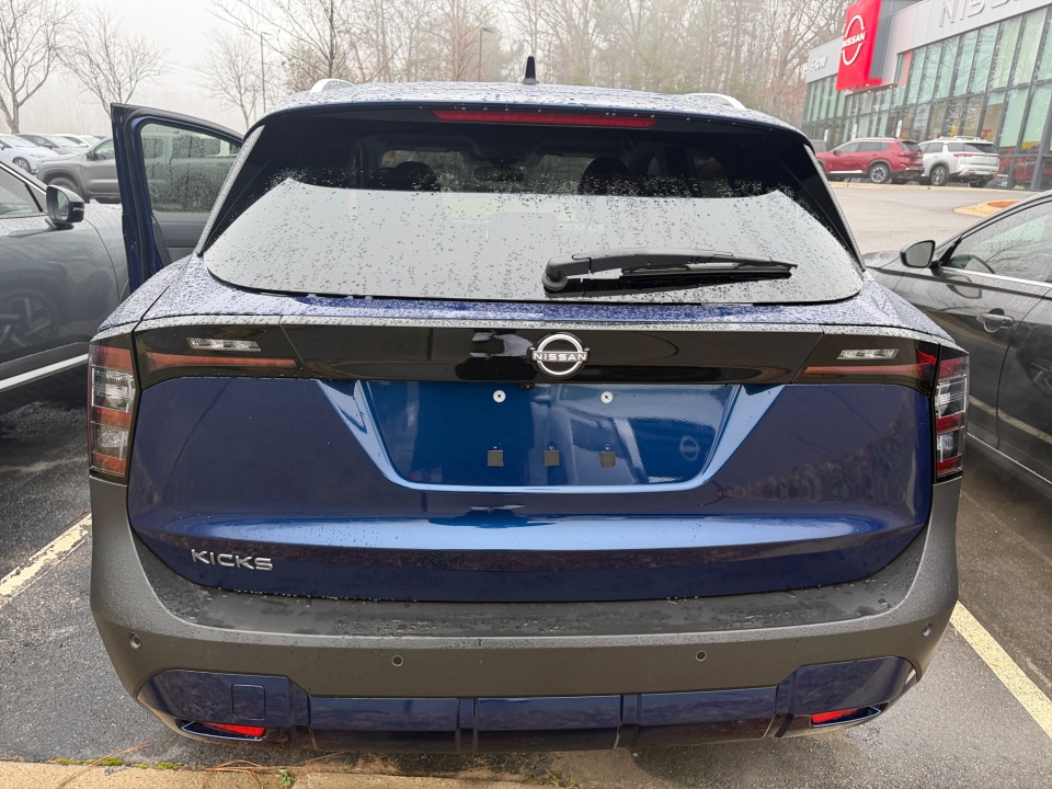3N8AP6CE3TL336585 2026 Nissan Kicks SV