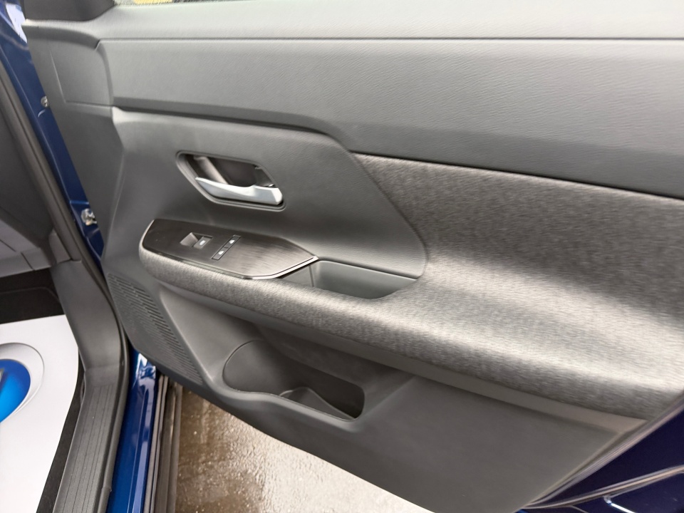 3N8AP6CE3TL336585 2026 Nissan Kicks SV