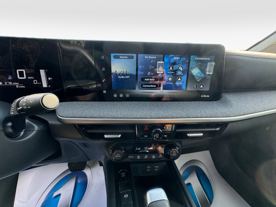 3N8AP6CE8TL312203 2026 Nissan Kicks SV