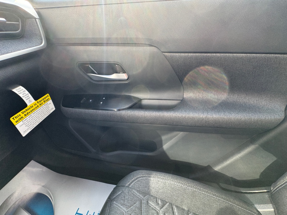 3N8AP6CE8TL312203 2026 Nissan Kicks SV