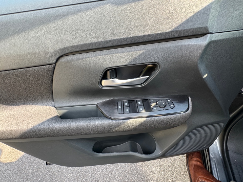 3N8AP6CE8TL312203 2026 Nissan Kicks SV