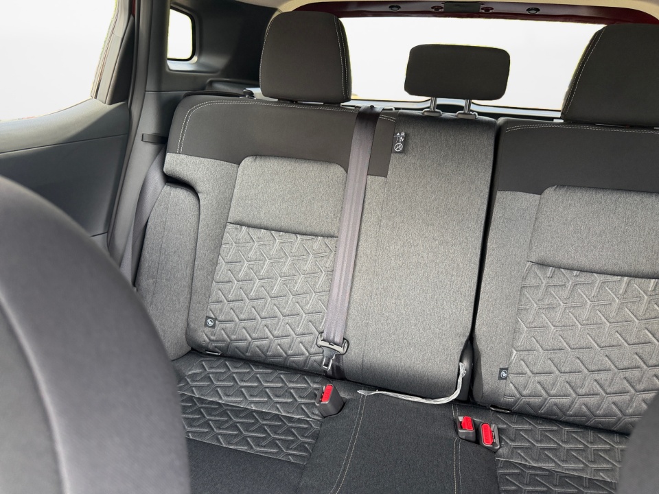 3N8AP6CE8TL424449 2026 Nissan Kicks SV