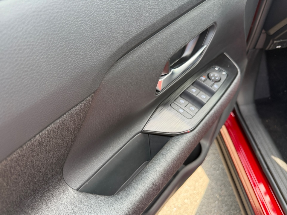 3N8AP6CE8TL424449 2026 Nissan Kicks SV