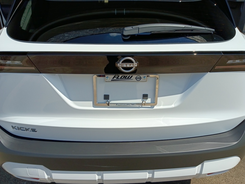3N8AP6CE8VL312740 2027 Nissan Kicks SV
