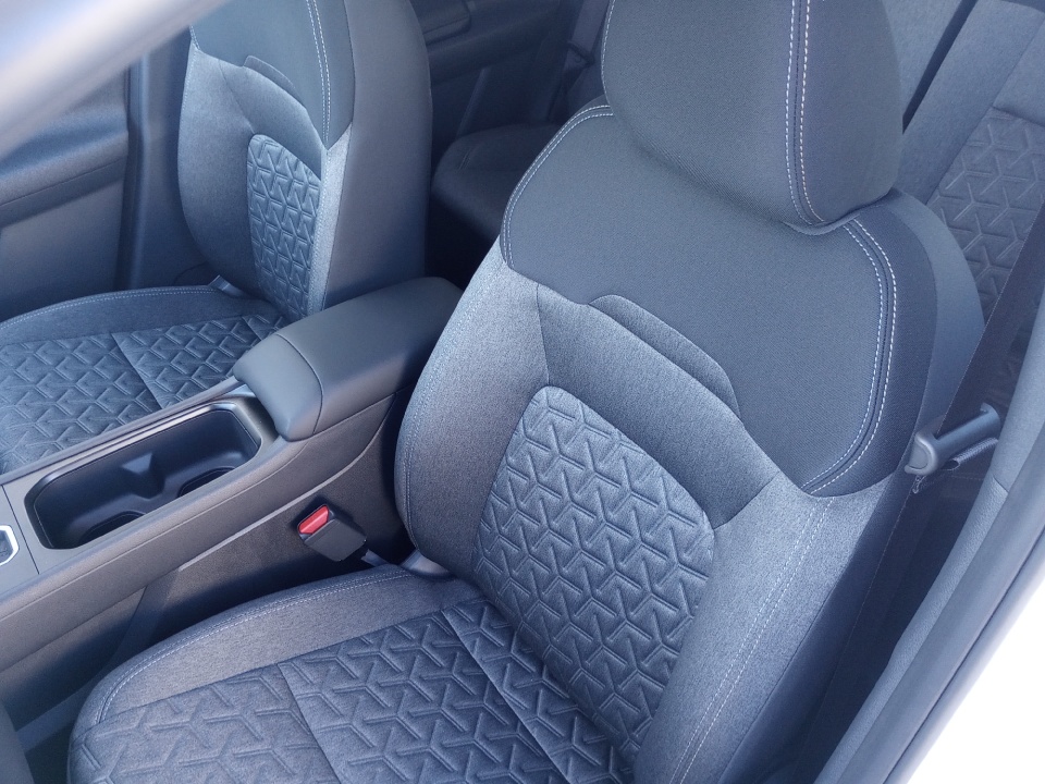 3N8AP6CE9TL327728 2026 Nissan Kicks SV