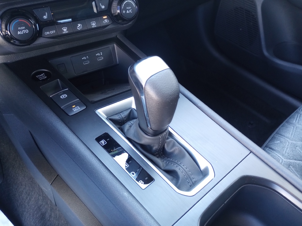 3N8AP6CE9TL327728 2026 Nissan Kicks SV