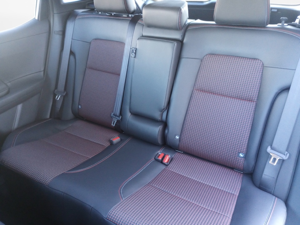 3N8AP6DA0TL324938 2026 Nissan Kicks SR