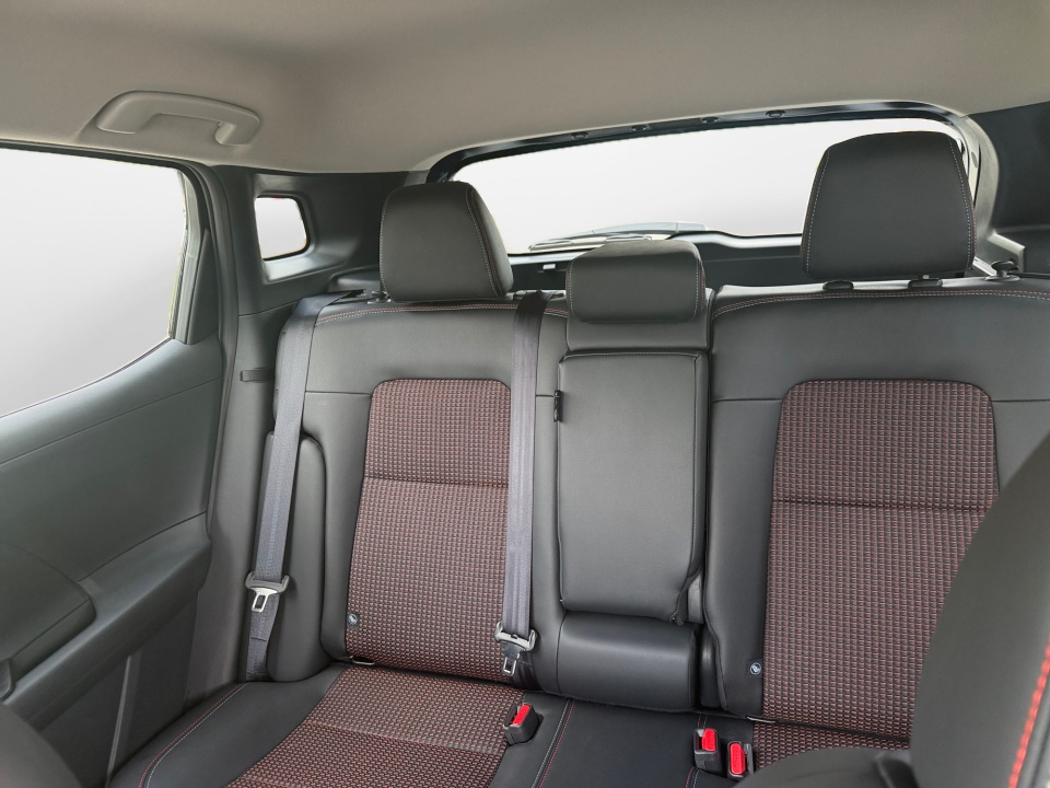 3N8AP6DA0TL422397 2026 Nissan Kicks SR
