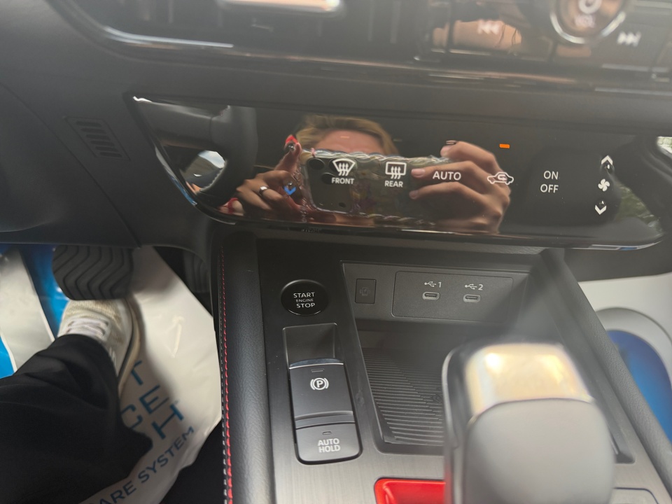 3N8AP6DA0TL422397 2026 Nissan Kicks SR