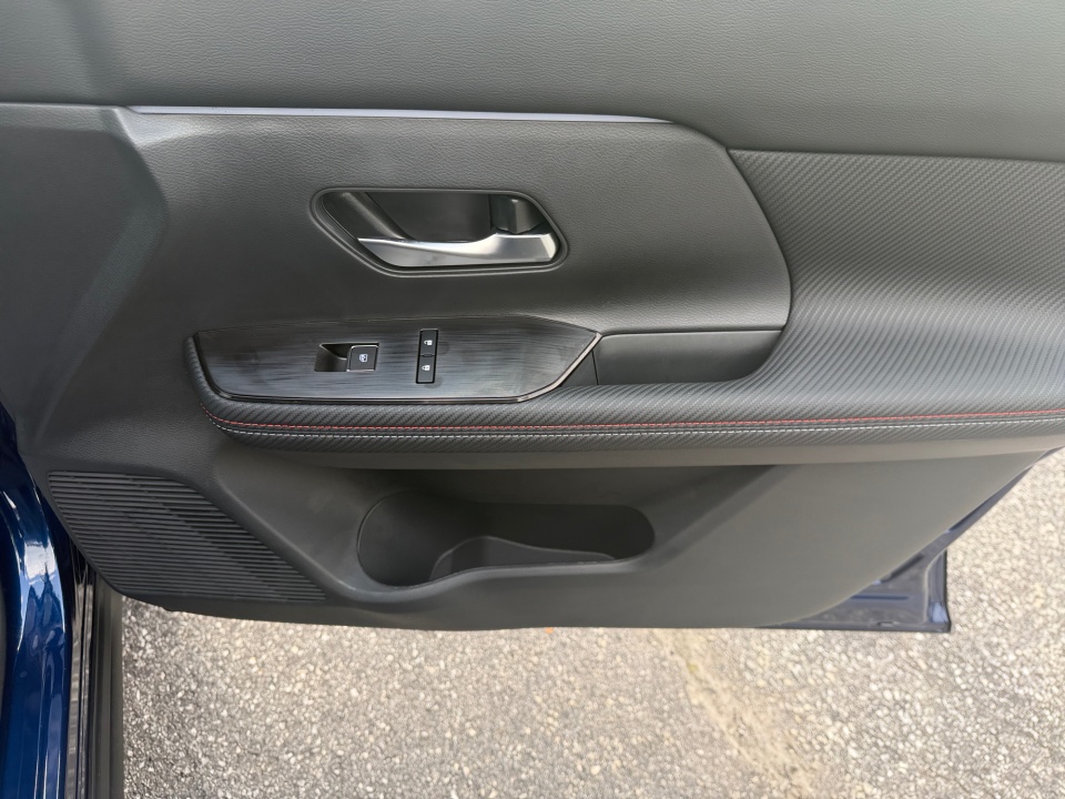 3N8AP6DA0TL422397 2026 Nissan Kicks SR