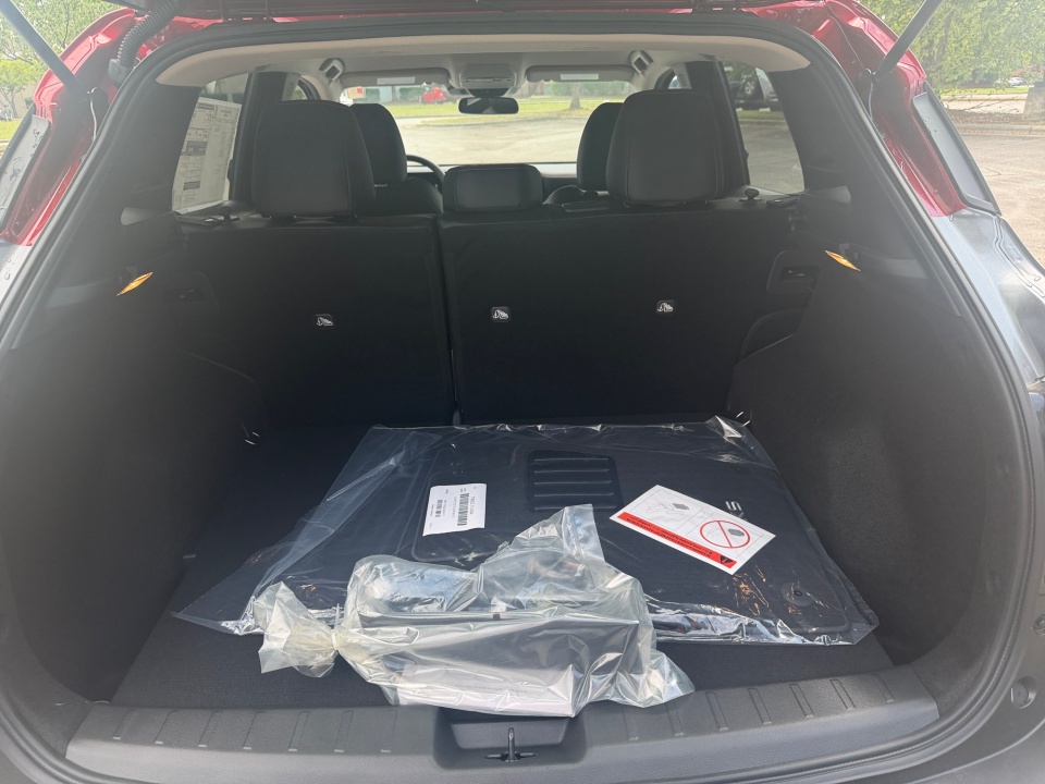3N8AP6DA1TL421324 2026 Nissan Kicks SR