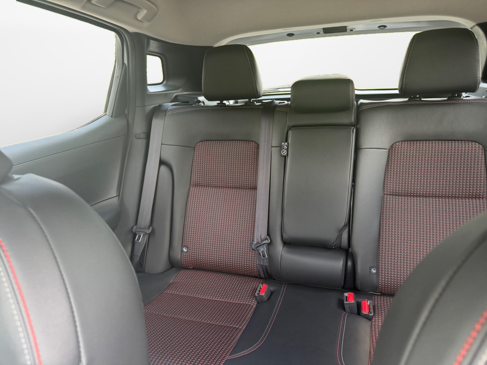 3N8AP6DA6TL422906 2026 Nissan Kicks SR