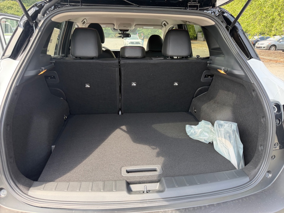 3N8AP6DA6TL422906 2026 Nissan Kicks SR