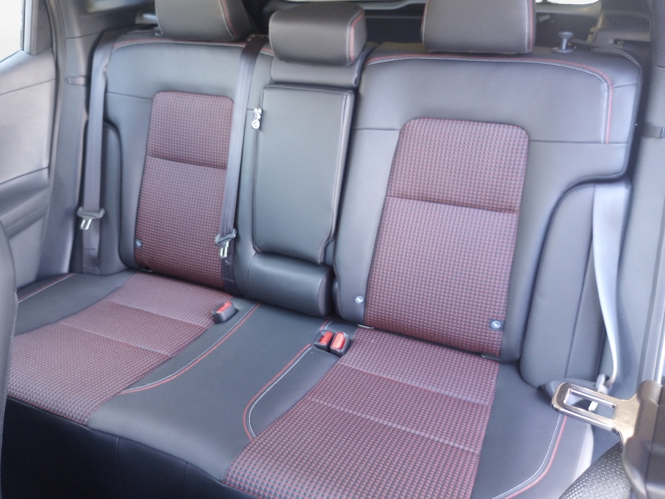 3N8AP6DA8TL307837 2026 Nissan Kicks SR