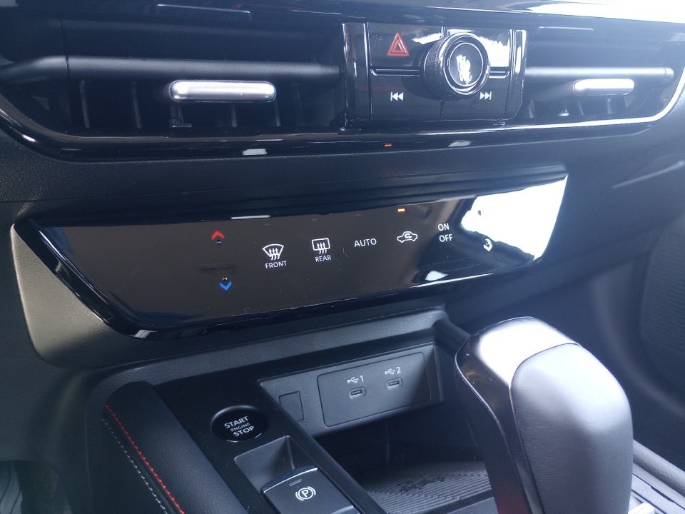 3N8AP6DA8TL307837 2026 Nissan Kicks SR