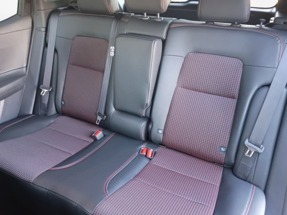 3N8AP6DA8TL407680 2026 Nissan Kicks SR