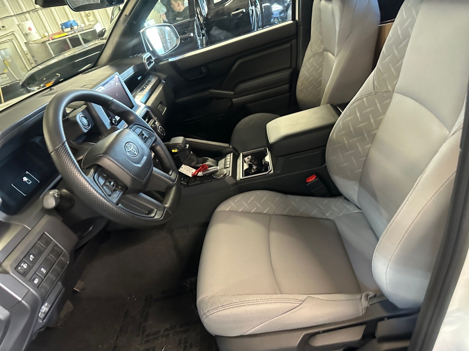 3TMKB5FNXSM053517 2025 Toyota Tacoma SR5