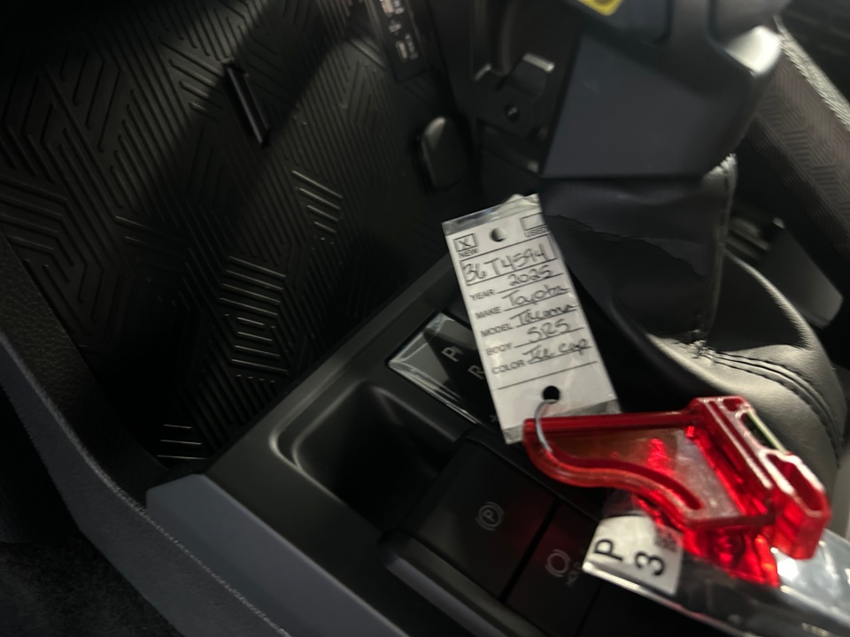 3TMKB5FNXSM053517 2025 Toyota Tacoma SR5