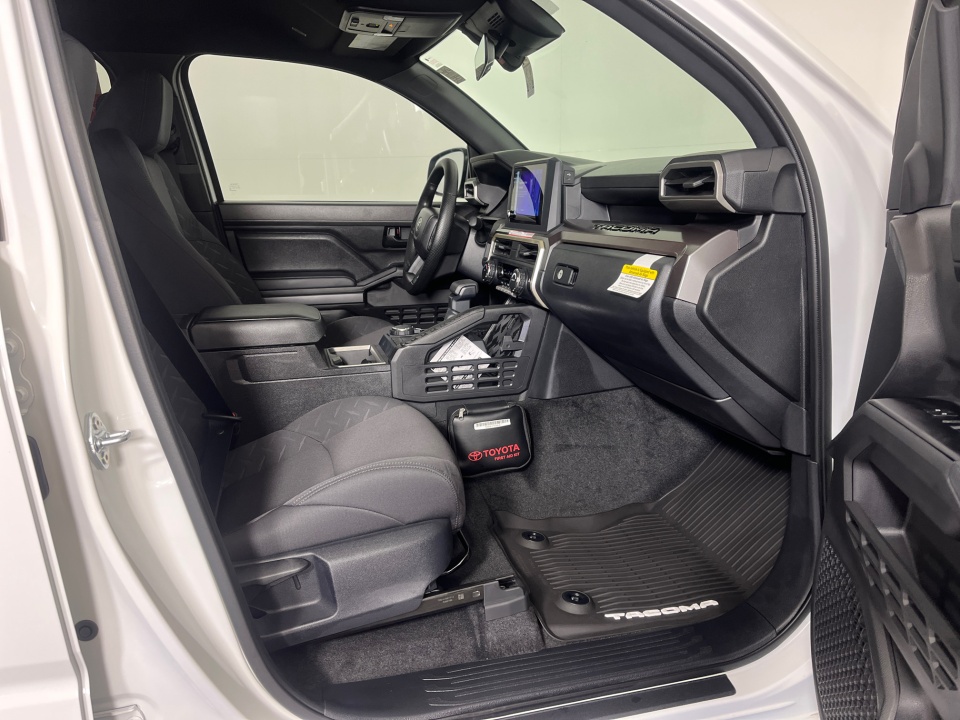 3TMLB5JN3SM164762 2025 Toyota Tacoma SR5 4WD