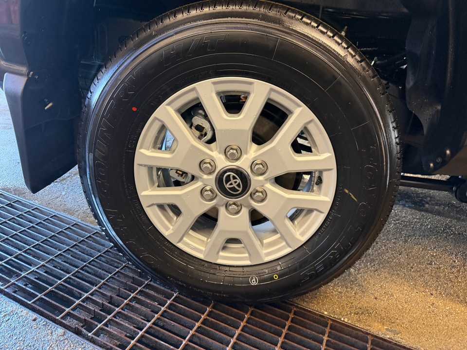 3TMLB5JN5TM272155 2026 Toyota Tacoma SR5