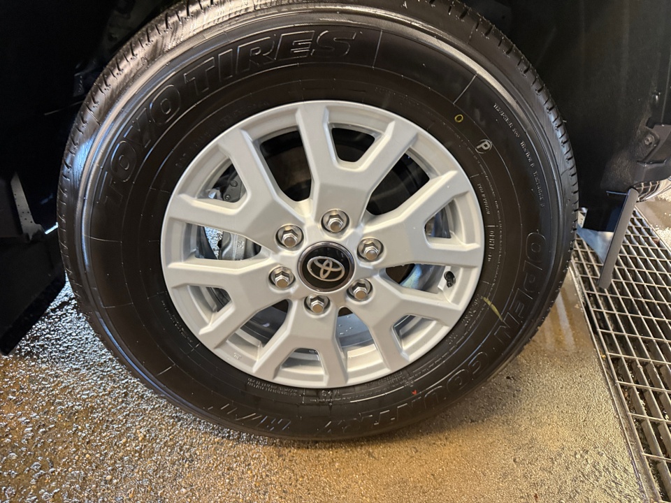 3TMLB5JN5TM272155 2026 Toyota Tacoma SR5