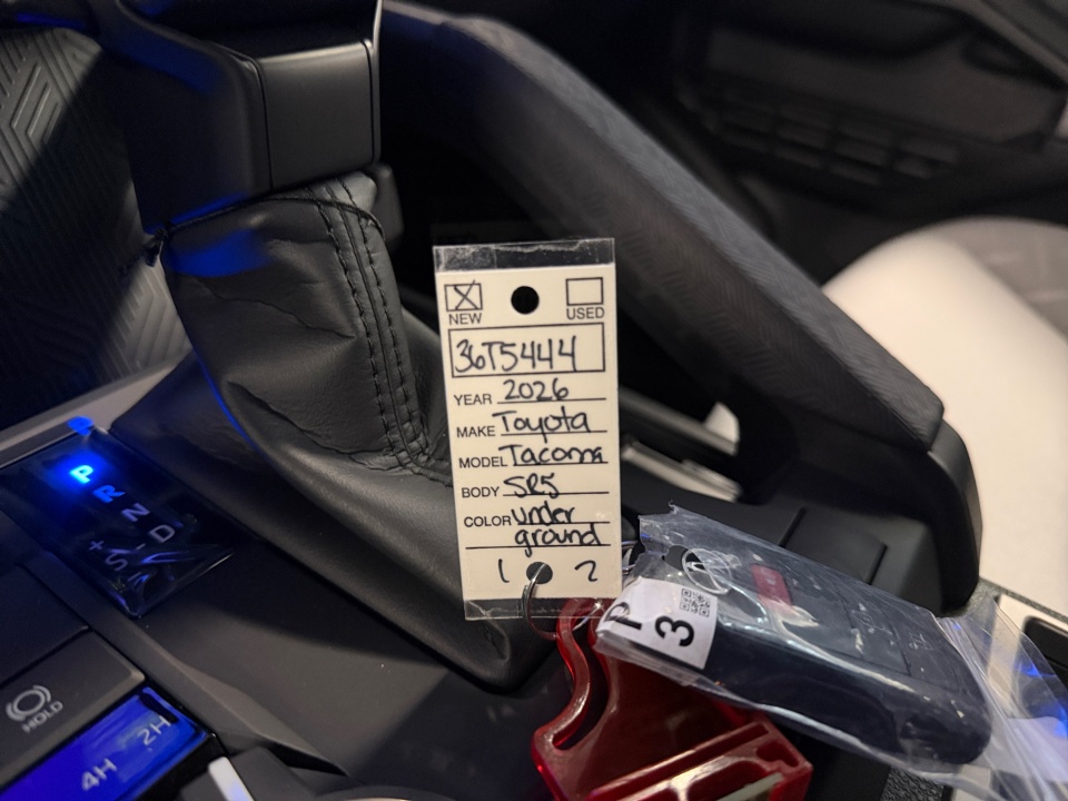3TMLB5JN5TM272155 2026 Toyota Tacoma SR5