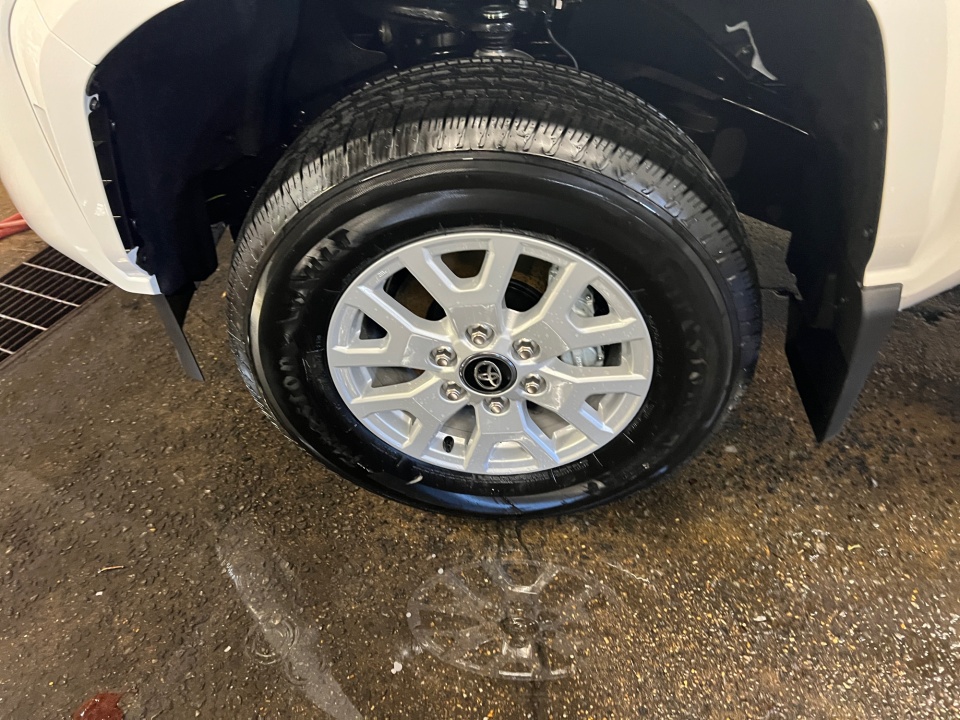 3TMLB5JN6SM198047 2025 Toyota Tacoma SR5