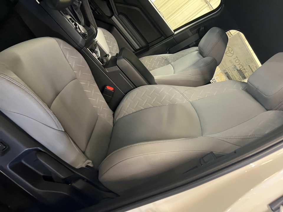 3TMLB5JN6SM198047 2025 Toyota Tacoma SR5