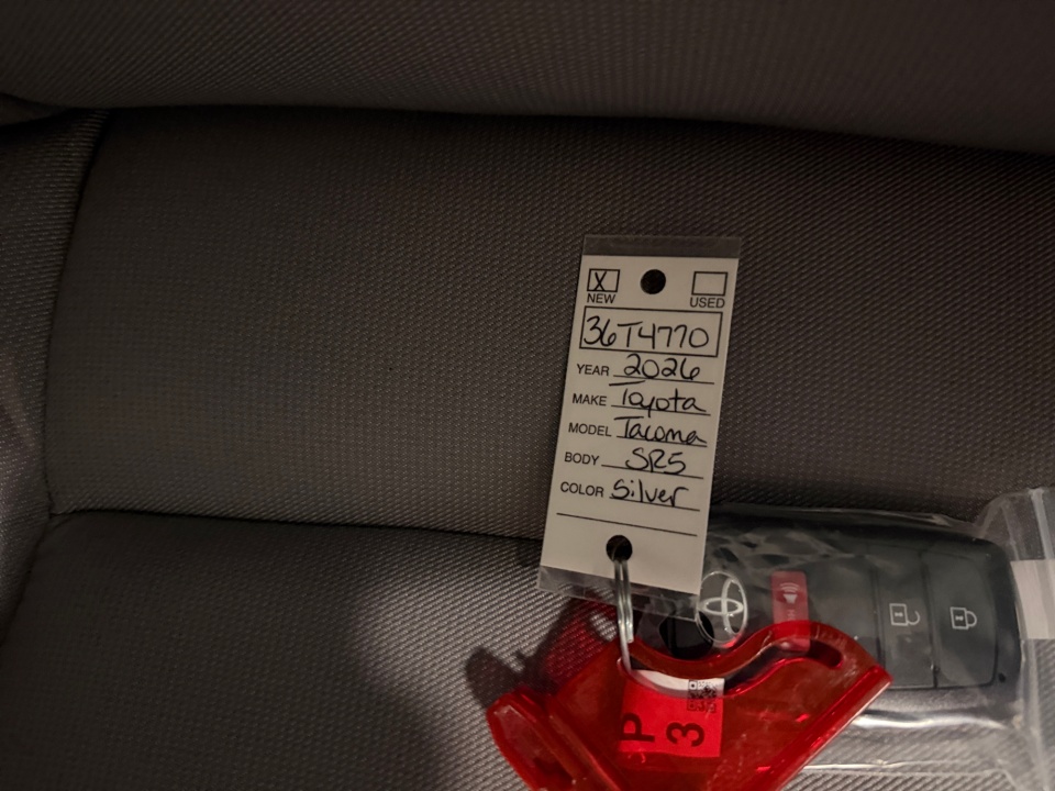 3TMLB5JN9TM215232 2026 Toyota Tacoma SR5