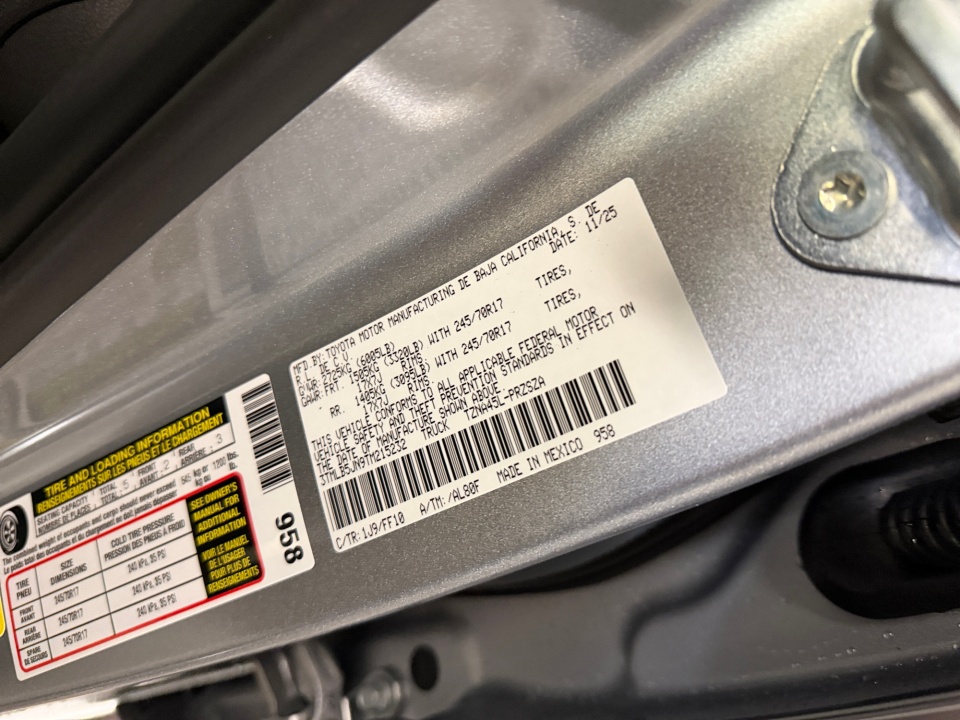 3TMLB5JN9TM215232 2026 Toyota Tacoma SR5