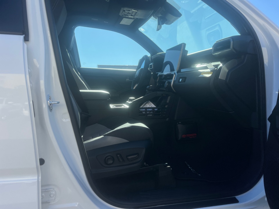 3TMLB5JNXTM216003 2026 Toyota Tacoma TRD Sport