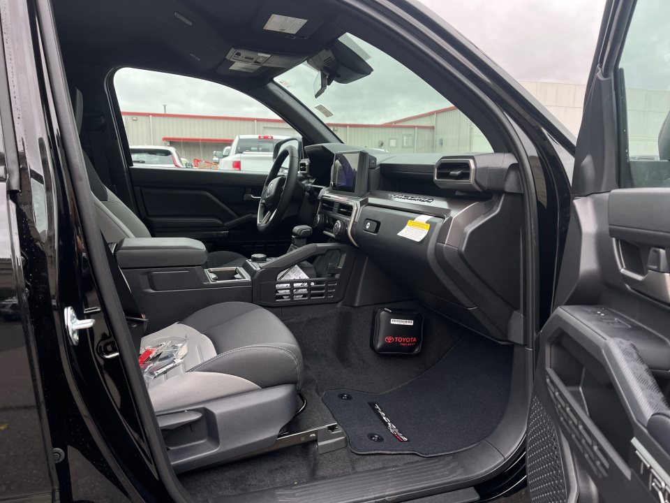 3TYKB5FN3TT035656 2026 Toyota Tacoma TRD Sport