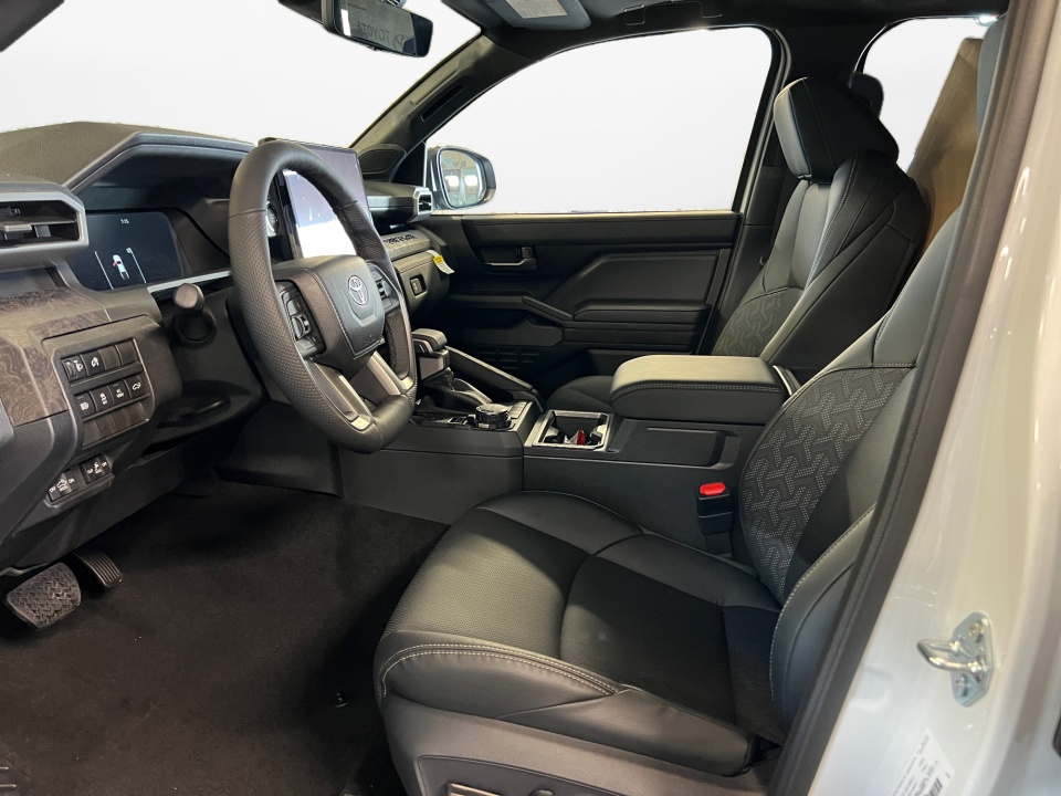 3TYLB5JN0TT120434 2026 Toyota Tacoma Limited