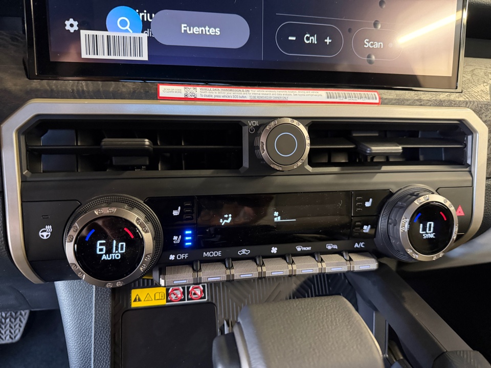3TYLB5JN0TT127870 2026 Toyota Tacoma Limited