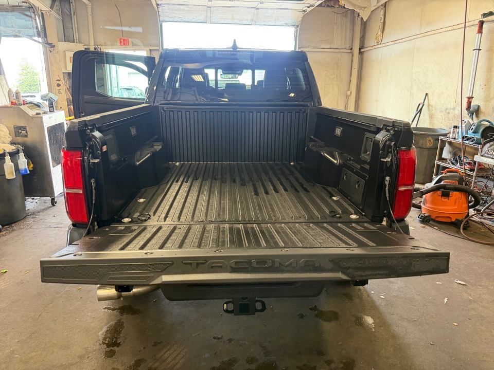 3TYLB5JN8TT144075 2026 Toyota Tacoma TRD Off Road