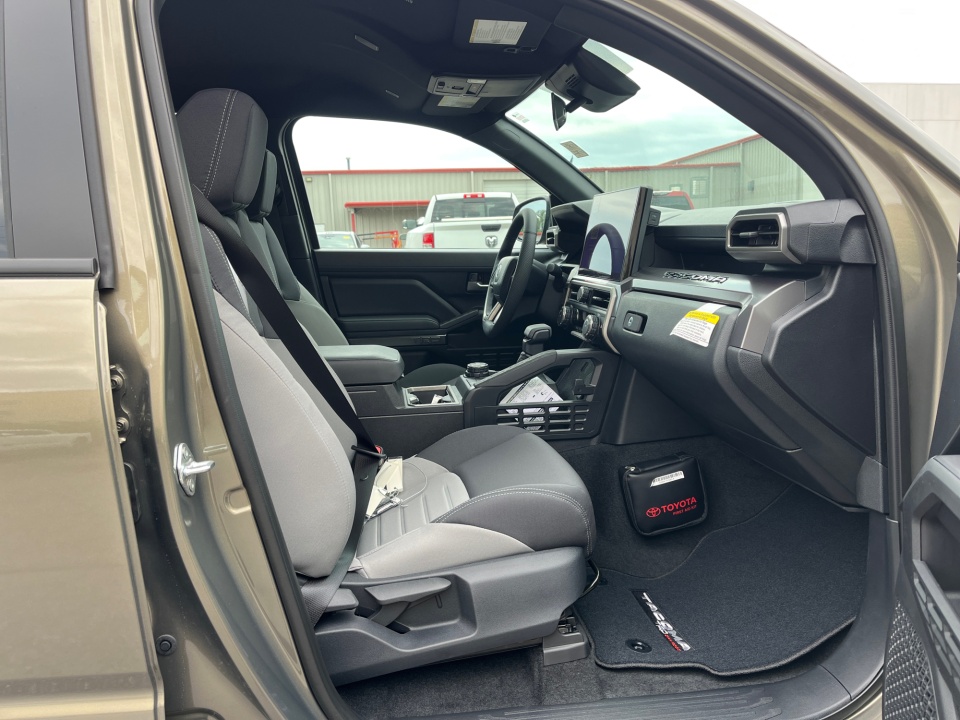 3TYLC5LN2TT071750 2026 Toyota Tacoma Hybrid TRD Off Road