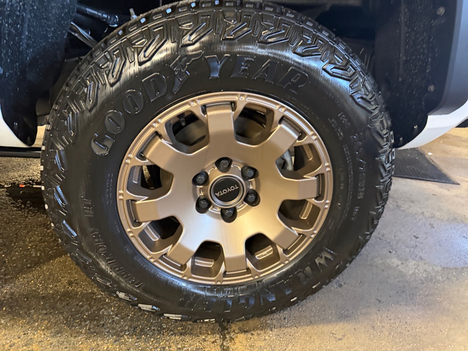 3TYLC5LN7TT052210 2026 Toyota Tacoma Hybrid Trailhunter