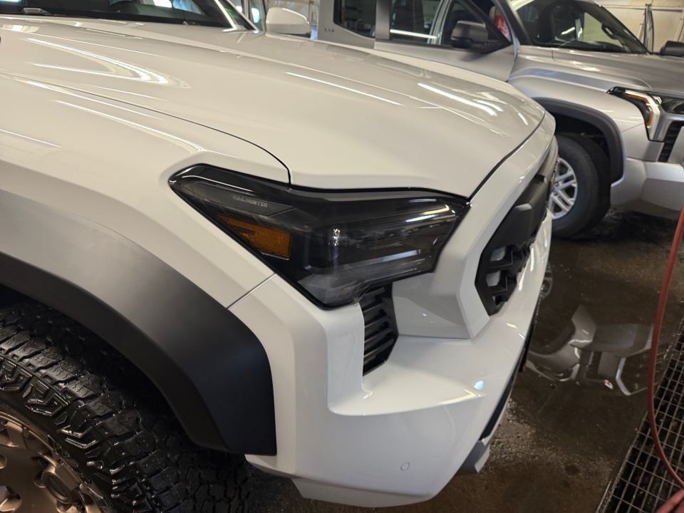 3TYLC5LN7TT052210 2026 Toyota Tacoma Hybrid Trailhunter