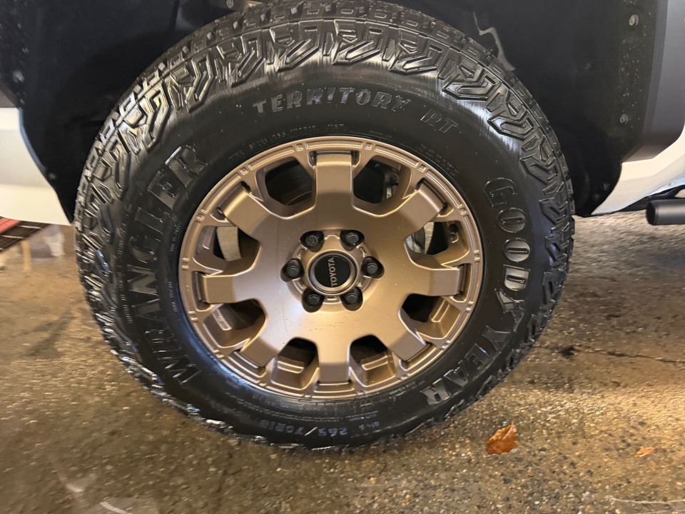 3TYLC5LN7TT052210 2026 Toyota Tacoma Hybrid Trailhunter