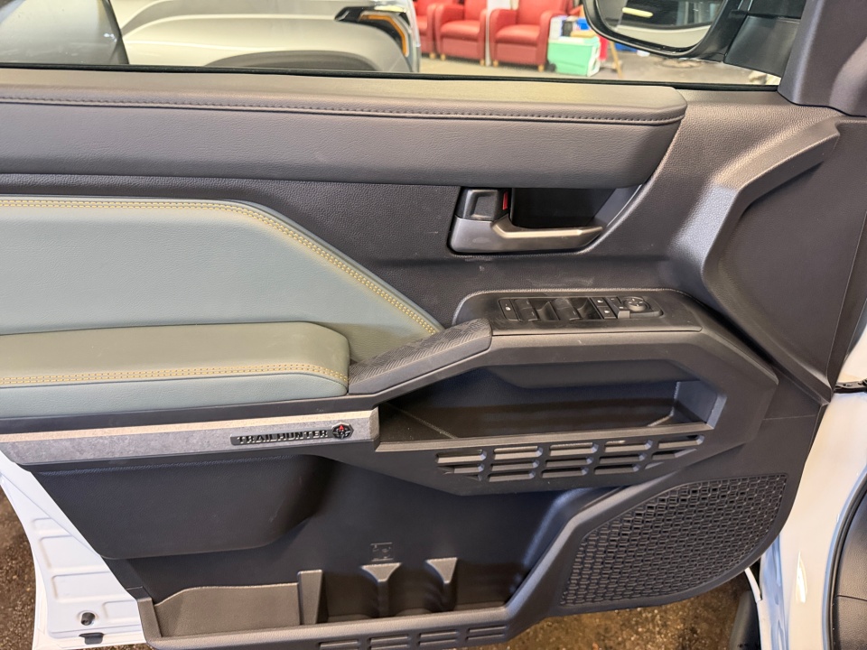 3TYLC5LN7TT052210 2026 Toyota Tacoma Hybrid Trailhunter