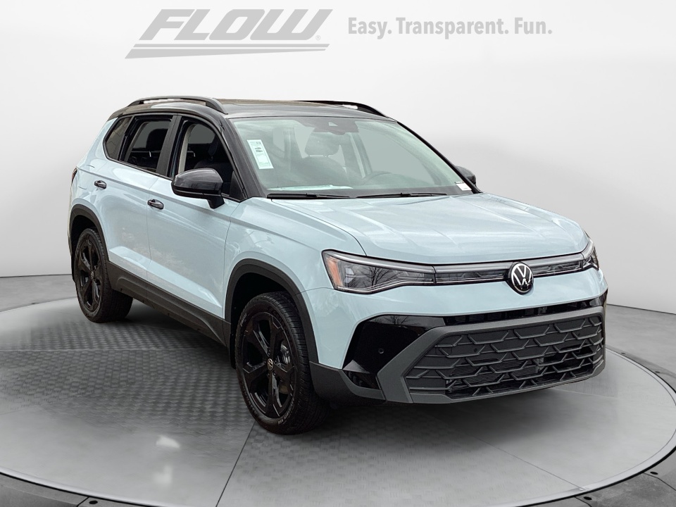 used 2026 Volkswagen Taos SE Black