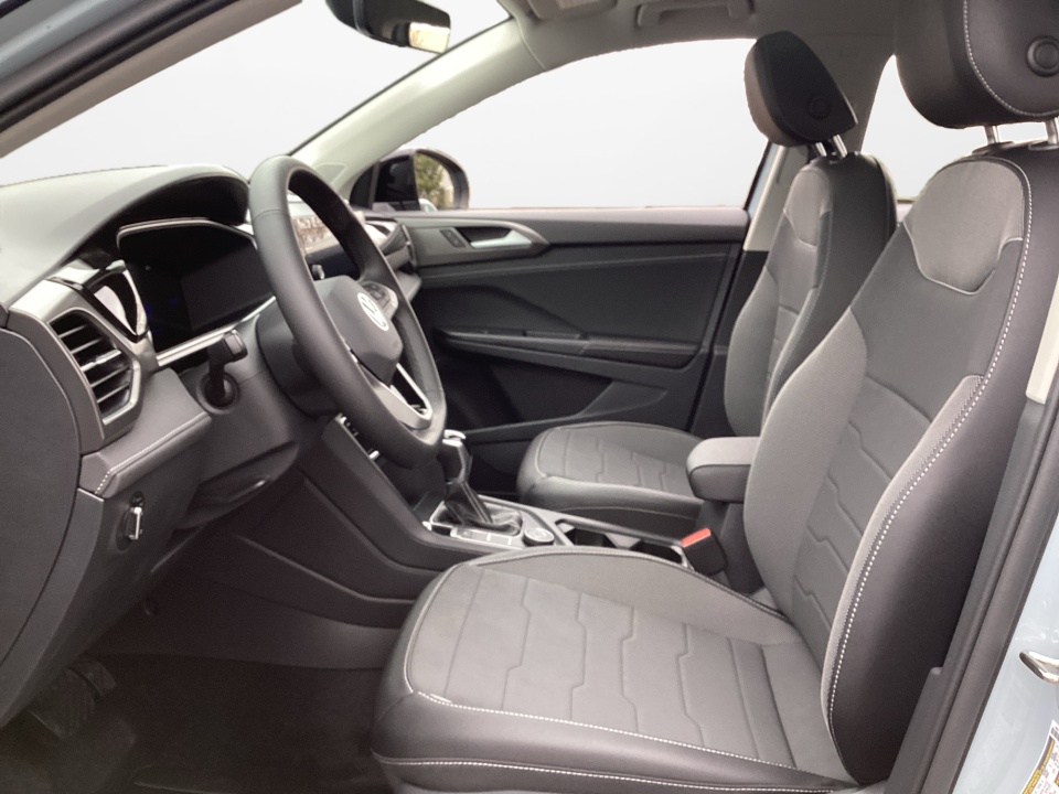 3VV2C7B28TM019440 2026 Volkswagen Taos SE Black