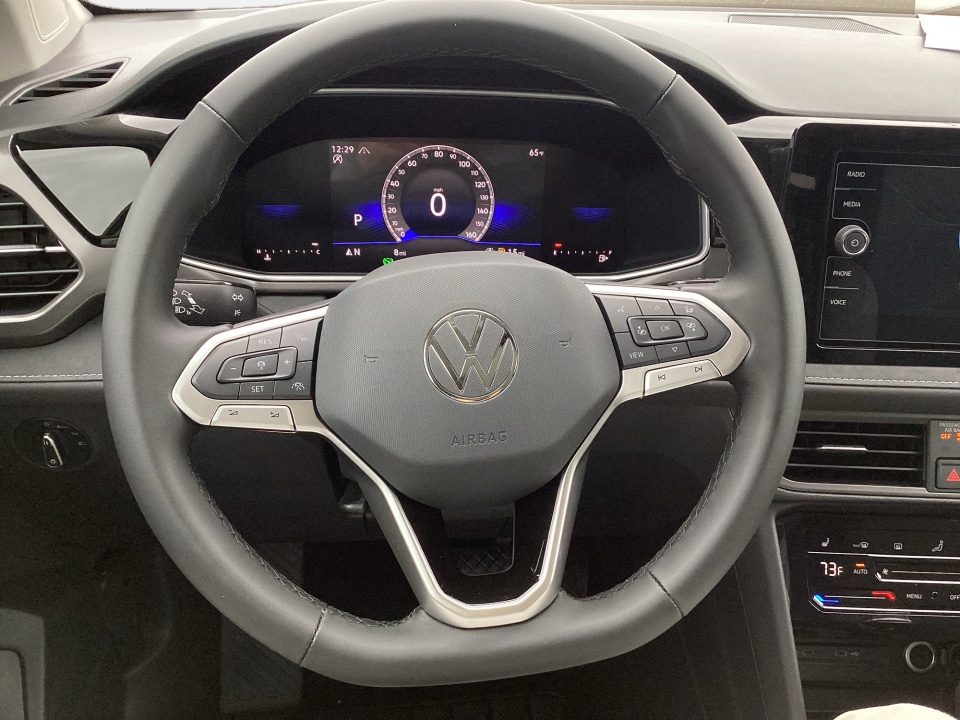 3VV2C7B28TM019440 2026 Volkswagen Taos SE Black