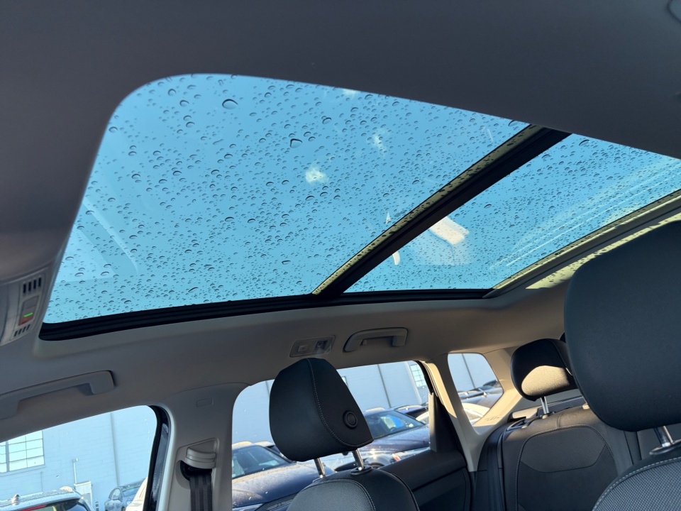 3VV2C7B2XTM004132 2026 Volkswagen Taos SE Black